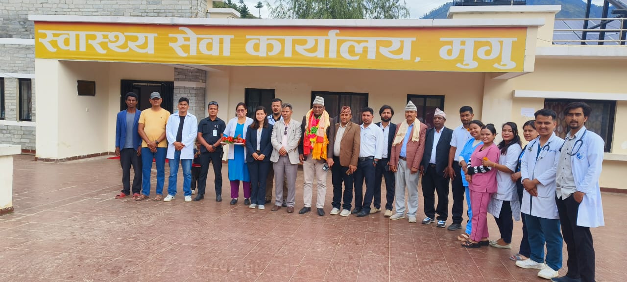 स्वास्थ्य व्यवस्थापन समितीसँगको वैठक